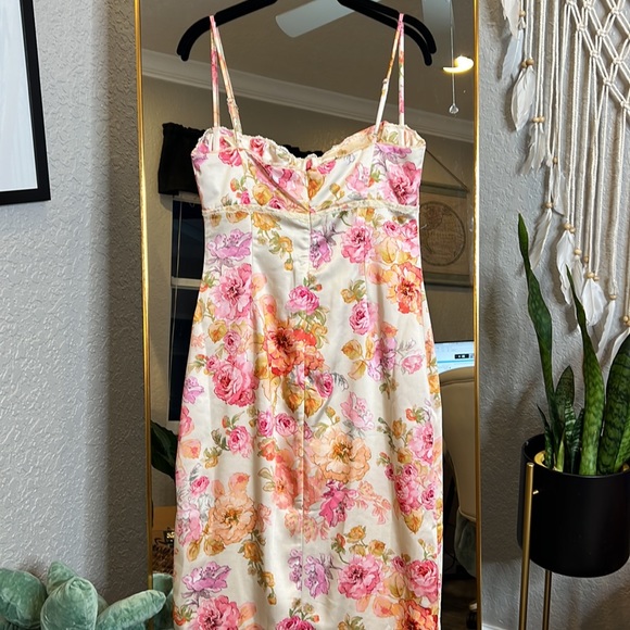 HOUSE OF CB 'Josefina' Ivory Floral Maxi Dress NWT - Picture 8 of 11